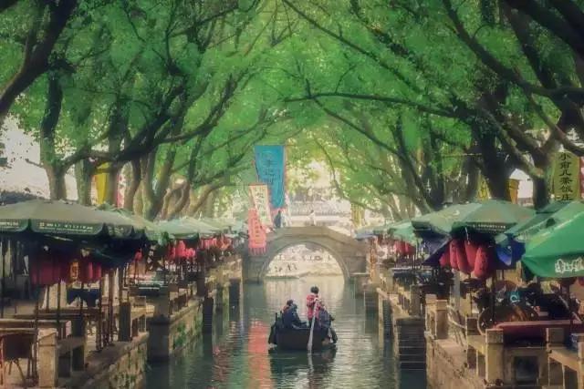 春天去哪里旅游好，这才是春天最值得去的20个地方（中国最美的30个地方）