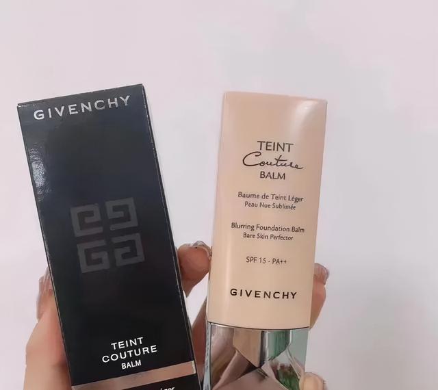 娇兰粉底液好还是阿玛尼的好，娇兰粉底好还是阿玛尼粉底好（每一款都是我的心头好）