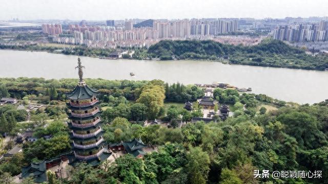 江苏旅游必去十大景点，江苏最受欢迎十大旅游景区（江苏旅游攻略：必去的十大景点）