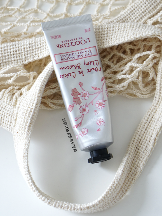 欧舒丹乳木果润手霜真假辨别【组图】，欧舒丹乳木果经典润手霜（精致女性必不可少的香氛护手霜推荐）