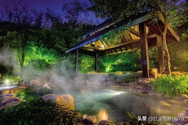 温泉旅游攻略国内著名的温泉，秋天泡温泉首选，中国十大温泉