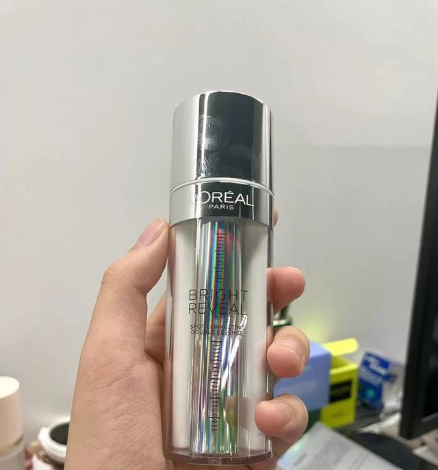 价值高的十大美白精华液，从不同思路改善皮肤暗沉问题