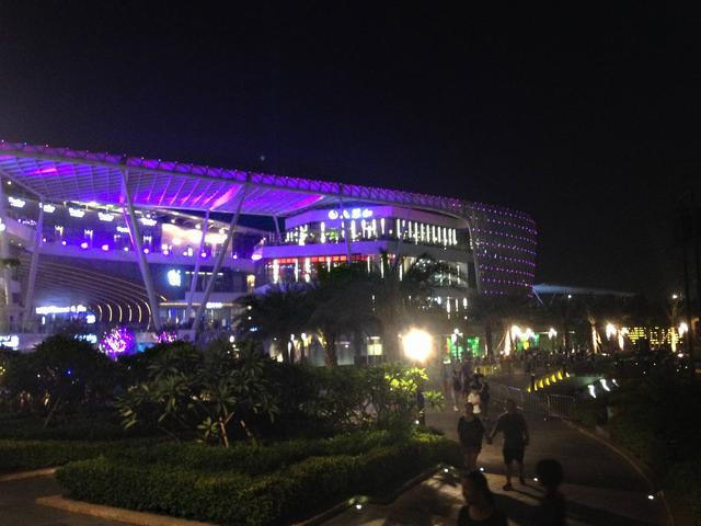 深圳海上世界好玩吗，深圳海上世界值得去吗（见证深圳40年的历史发展）