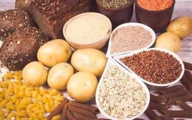 三大营养物质的生理功能是什么，七大营养素的构成与生理功能（你不知道的三大营养元素的作用）