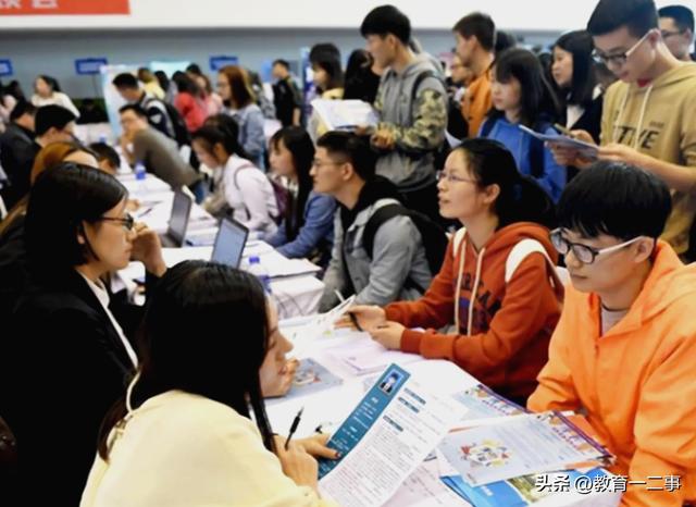 民办大专有必要读吗，民办大专国家承认吗（民办本科和公办大专哪个更有优势）