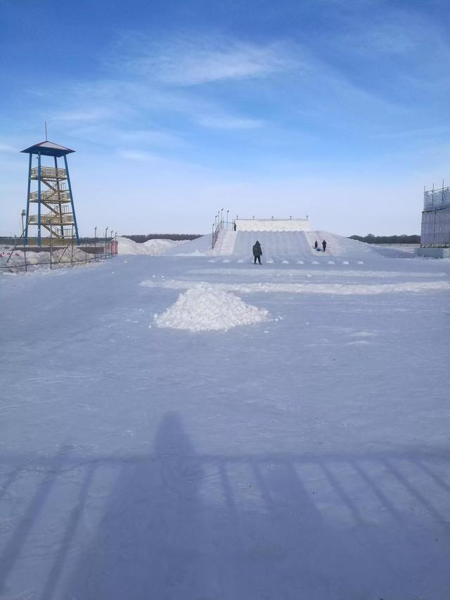 佳木斯冰雪大世界，佳木斯市冰雪大世界12月份（正月初三，逛佳木斯冰雪大世界）