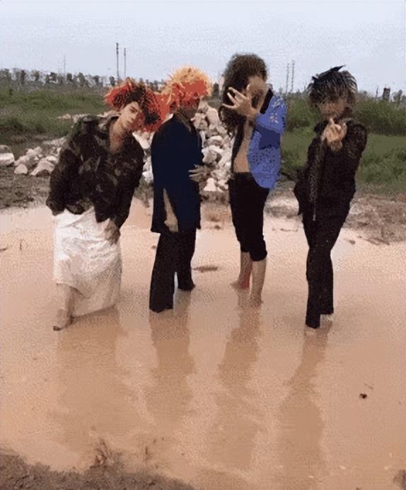 杀马特家族创始人，杀马特家族叫什么名字（却隐藏着底层人的伤疤）