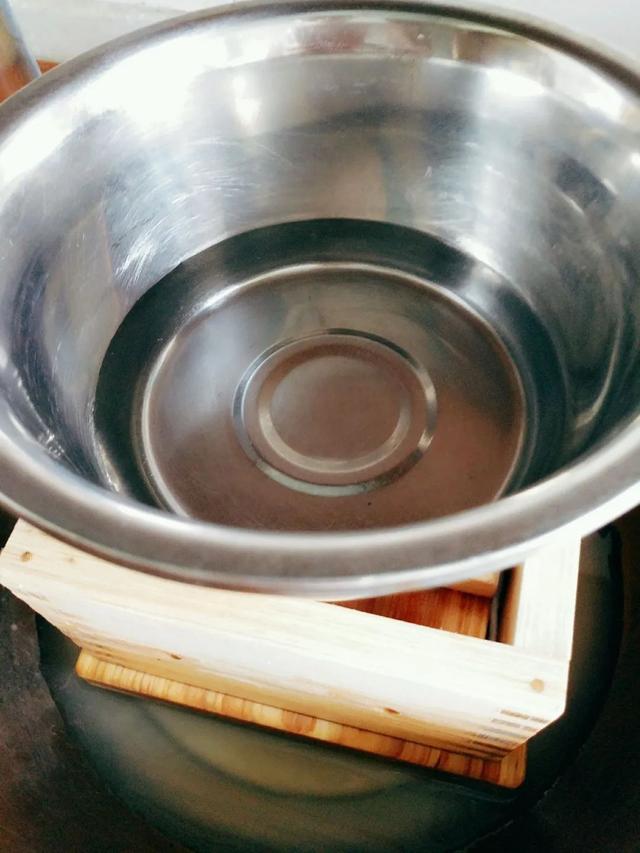 黄豆要泡多久才能做豆浆，黄豆浆的做法和配方（今晚泡豆明天就能吃上）