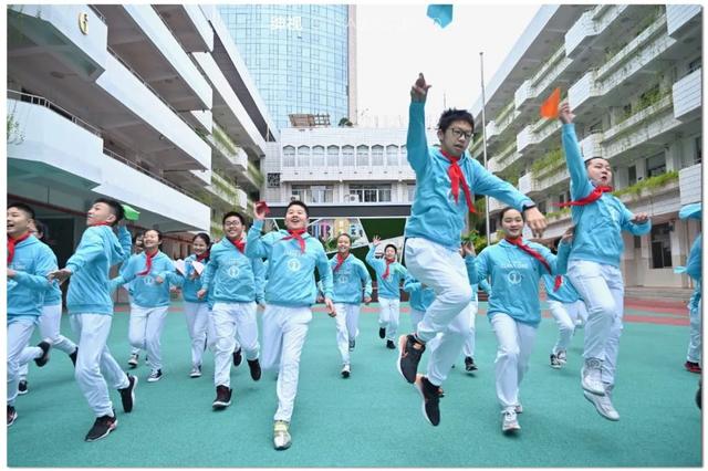 厦门外国语学校附属小学，厦门最强10所小学（厦门外国语附属小学划片区域和录取外国语初中人数数据）