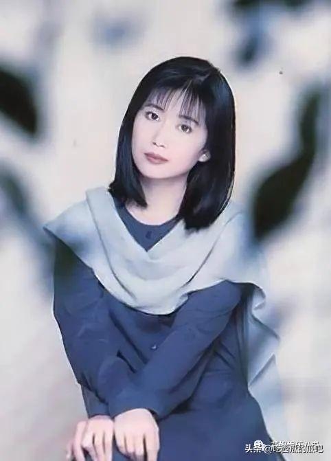 19岁女星被曝出轨，知名女星被曝“出轨”