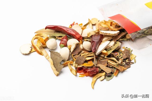 河南十大名菜家常菜，外地人来河南餐厅点哪几道菜才不尴尬