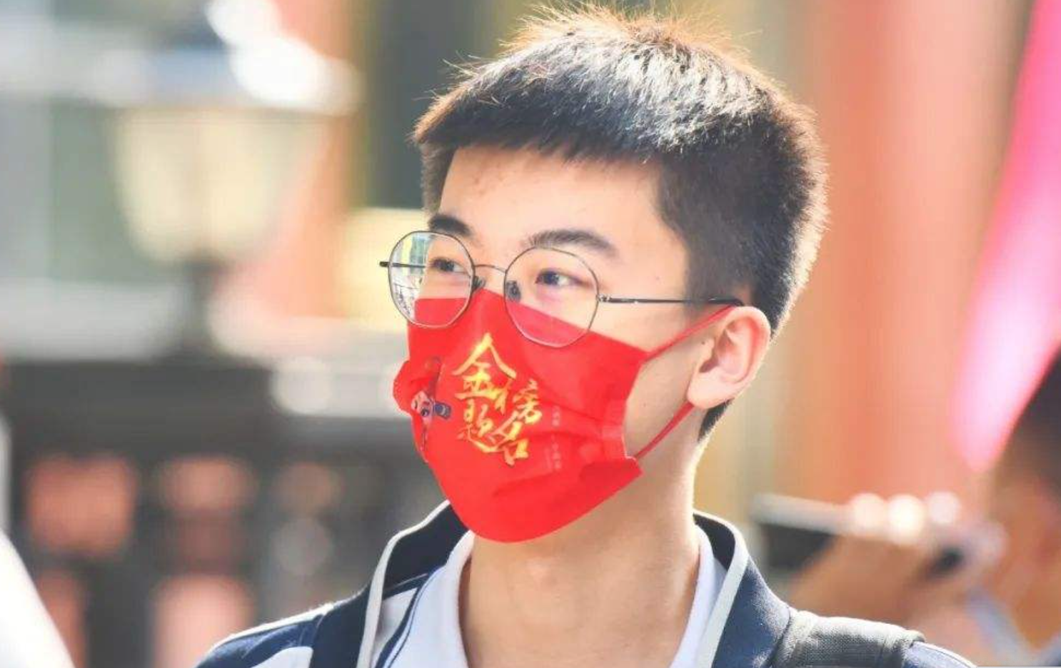 公办和私立学校差别（亲姐俩分别读公立初中和读私立学校）