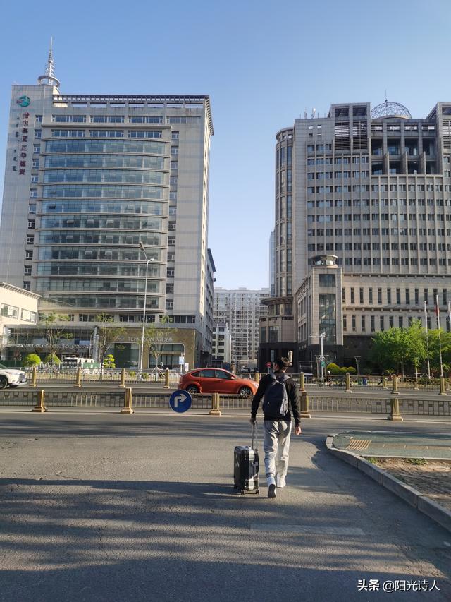 sunshine的意思，youaremysunshine的意思（爱是存在于世上的意义）