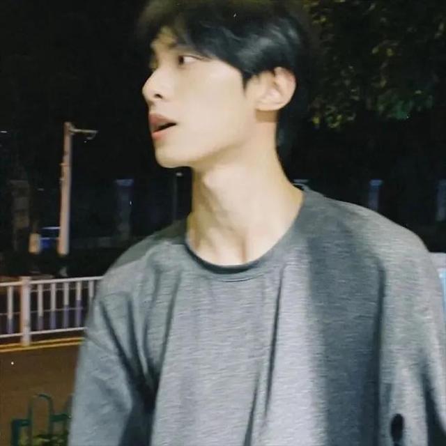 三日必更:靓仔头像微信，三日必更:靓仔头像（好看靓仔头像）