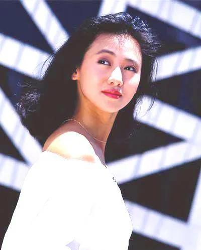 香港女明星名字，av女星名字大全（拍过“风月片”的九位港台女明星）