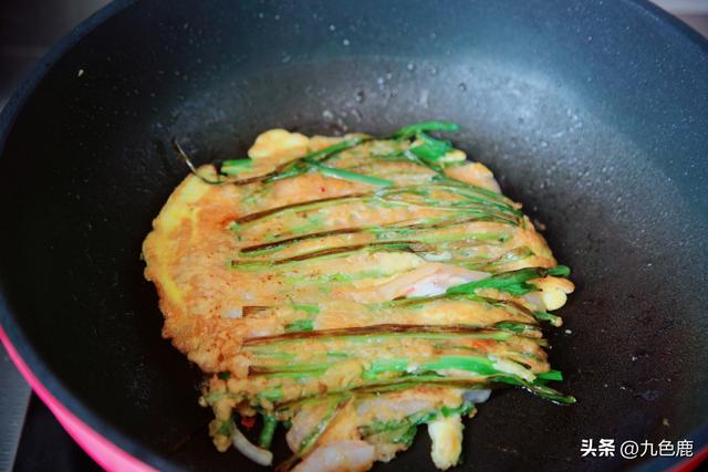 减脂版泡菜饼，韩式泡菜海鲜葱饼