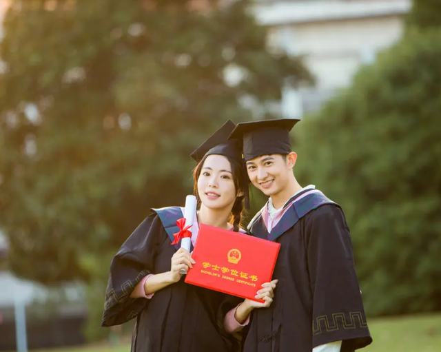 3+2大专和高考后大专的区别，3+2大专和高考后大专的区别是什么（3+2本科和4年制本科的区别）