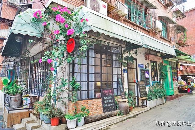 中国适合情侣旅游的地方，中国哪个城市适合情侣旅游（国内八处适合闺蜜旅行的地方）