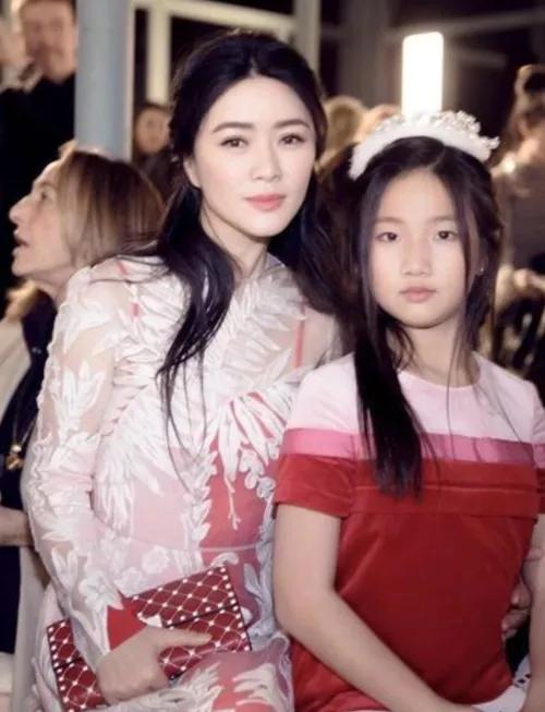 田海蓉老公徐明，田海蓉和老公结婚照（徐明：28岁成亿万富豪）