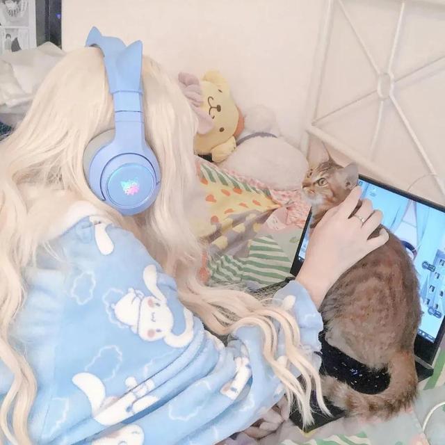 昵称女生简短好听霸气，2022最火网名（网名‖女生霸气昵称）