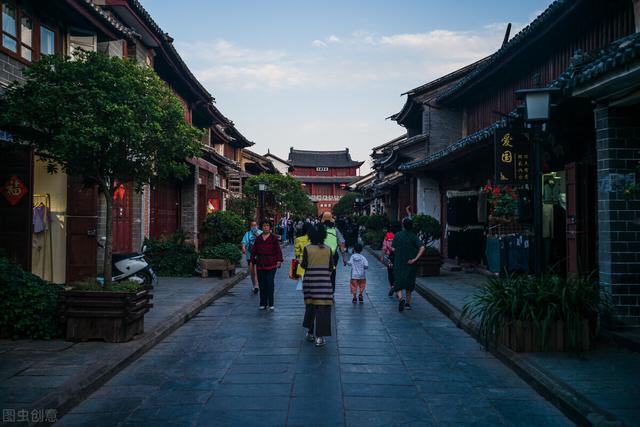 巍宝山景点介绍，自驾游大理必去的景点推荐理由（风景名胜、美食众多好玩的小众地方）