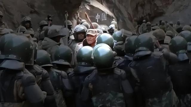 祁团长英雄团，祁发宝，英雄团长晋升大校