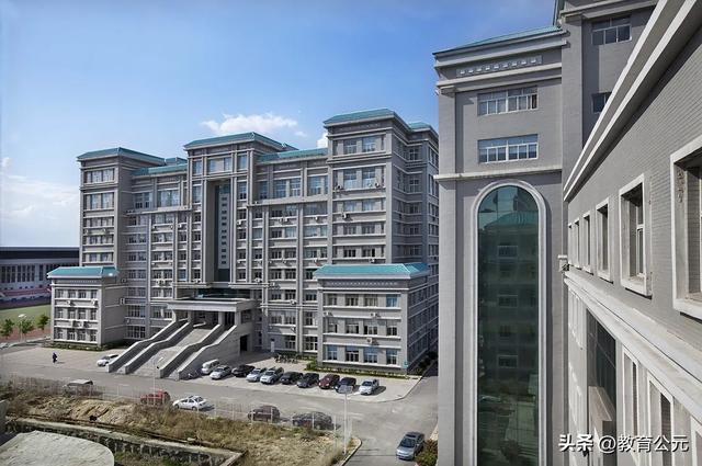 塔里木大学是几本，唐山师范学院是几本（这四所二本院校办学实力不错）