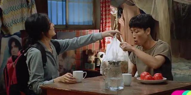 国产爱情高分电影推荐，中国十大经典爱情片（国产爱情片终于又有得看了）