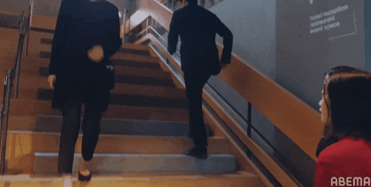 三十而立剧情，三十而立剧情最后为什么死了（尺度大到上天，成年人性教育片）