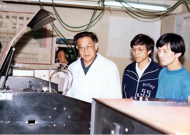 院士待遇 国家规定，院士待遇（院士出国吃2年清水挂面）