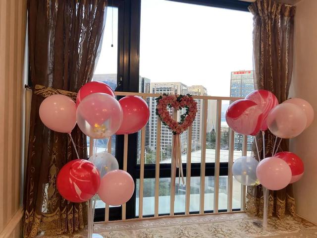 净字组词，净头净面净心净家过好年（屎字组词不骂人）