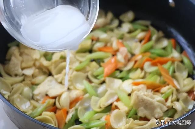 粘性与黏性的区别，粘度和粘性的区别（用错了毁掉一锅菜）