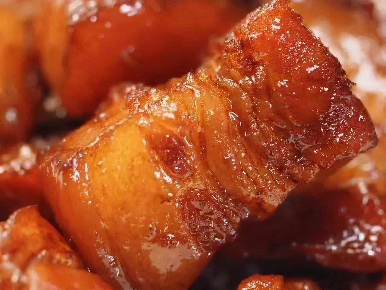 鲈鱼虽美味但不宜多吃，专家提醒：这几种情况尤其要控制摄入量以保健康