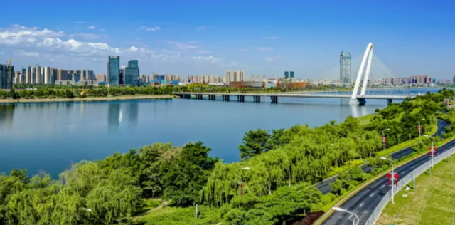 西安有什么好玩的地方，西安有什么好玩的好吃的地方（这20个免费景点你绝不能错过）