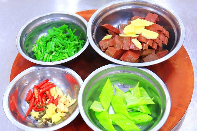 冬季女性养生食谱，冬季女性养生食谱有哪些（建议大家冬天多吃5样）