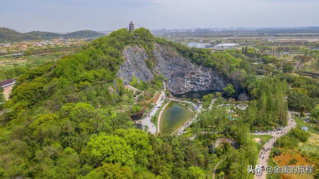 上海深坑酒店的坑是怎么形成的，上海深坑酒店（上海坑最多的地方在松江）