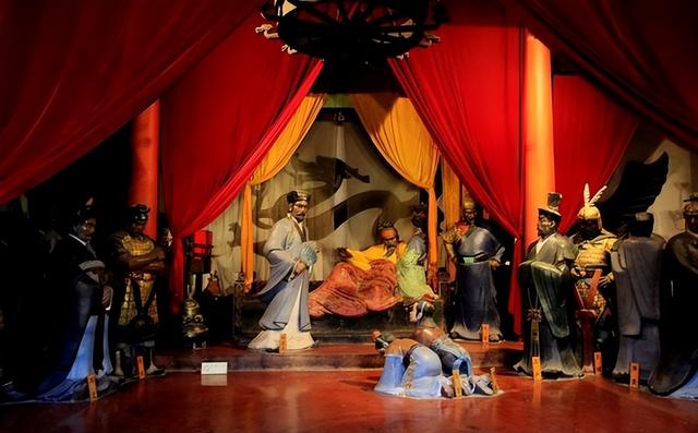 朝辞白帝彩云间的白帝城位于哪里，朝辞白帝彩云间的白帝城在哪里（是刘备托孤的白帝城吗）