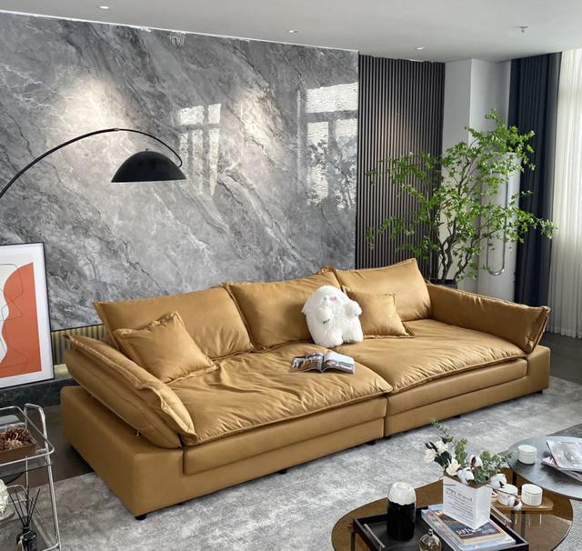 为什么不建议买真皮沙发，后悔买了皮沙发（市场上这7种沙发都不要买）