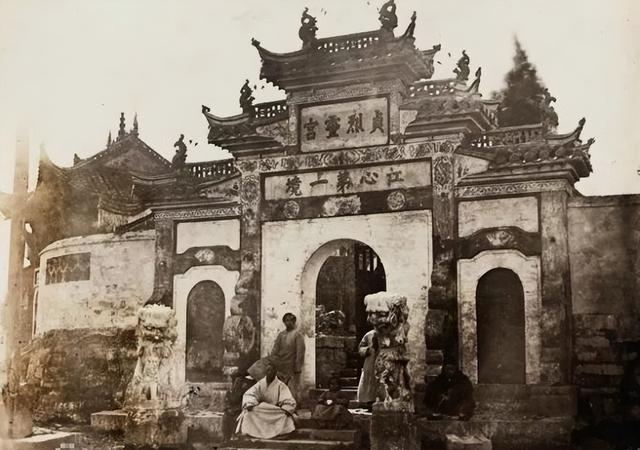 孙尚香怎么死的，孙尚香怎么死的（孙尚香墓地究竟在何方）