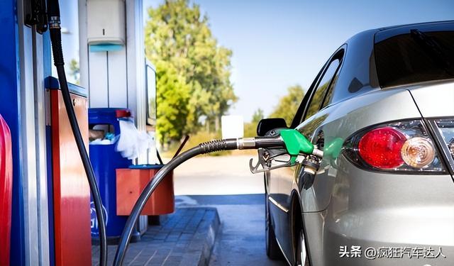 油耗怎么算出多少钱一公里，百公里油耗计算器（老司机教你准确计算汽车油耗是多少）