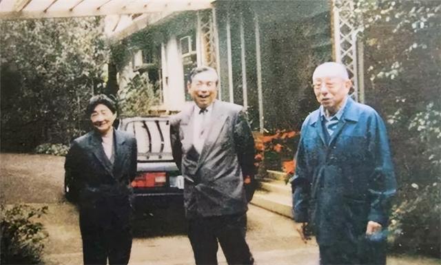 张学良子女还活着吗，94年张学良唯一活着的儿子回国