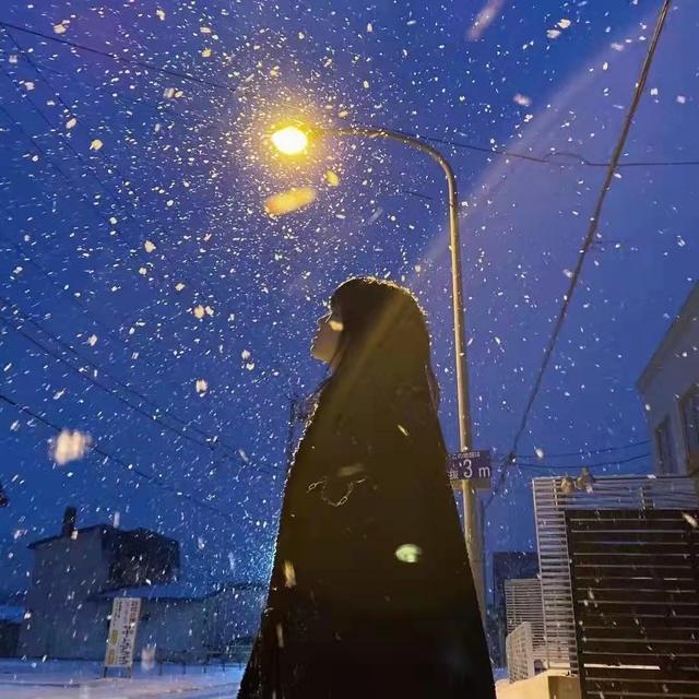 Fall.微信昵称（沦陷）网名，Fall.微信昵称（沦陷）微信昵称（这么好听又好看的网名你确定不点赞吗）