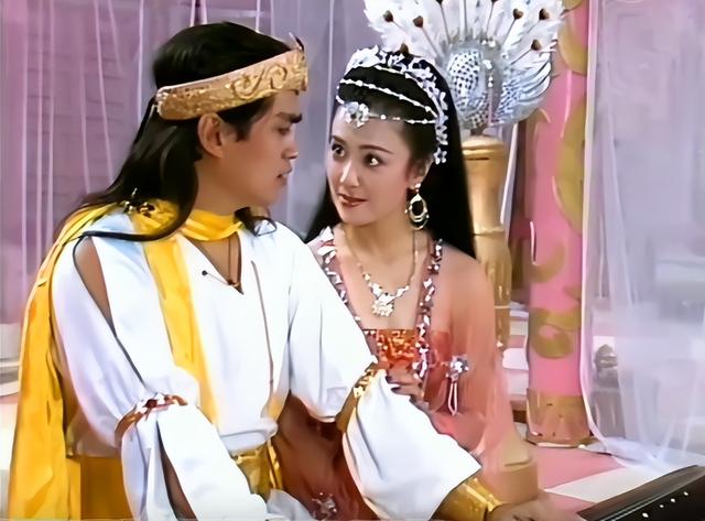 傅艺伟出演关于婆媳的是什么电视剧，傅艺伟演婆婆媳妇小姑里的哪个角色（两段失败的婚姻最对不起儿子）