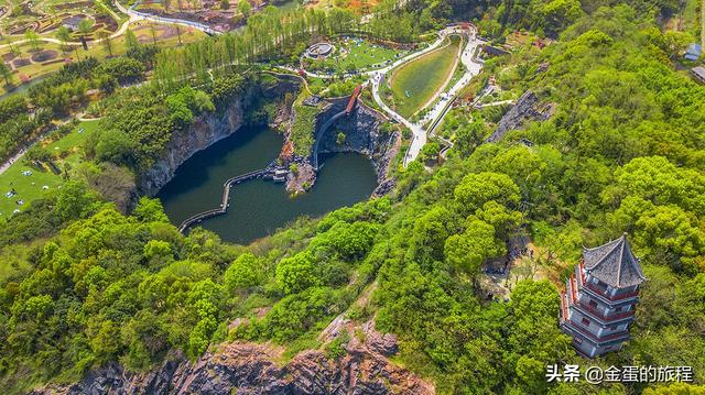 上海深坑酒店的坑是怎么形成的，上海深坑酒店（上海坑最多的地方在松江）