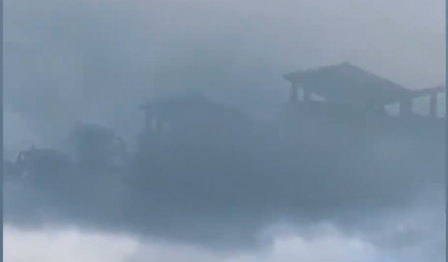 海市蜃楼形成的原因，海市蜃楼形成的原因是什么（海南现海市蜃楼）