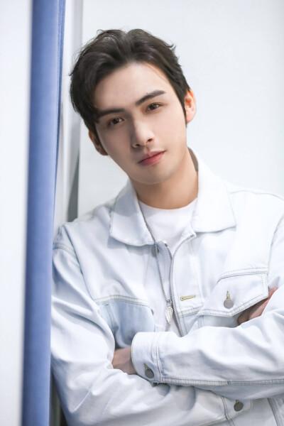 射手座的女明星，射手座女对什么最挑剔（双子座和白羊座我慕了）