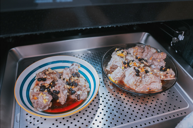 美的电烤箱怎么用，美的烤箱怎么用（美的D5微蒸烤炸一体机使用分享）