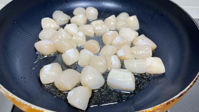 扇贝丁的家常做法，鲜扇贝丁家常的十种做法（随手一焖就搞定）