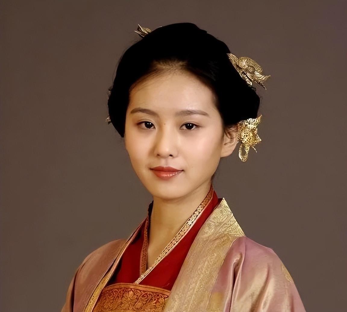 3,"眼神如黑洞"刘诗诗