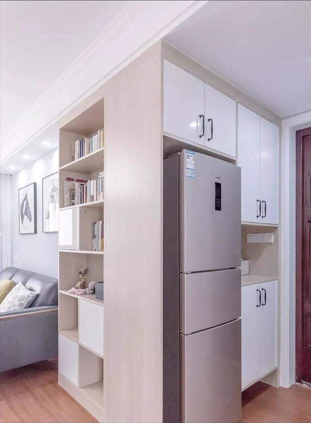 客厅冰箱摆放位置，客厅冰箱摆放位置有风水（聪明人都放在这3个地方）